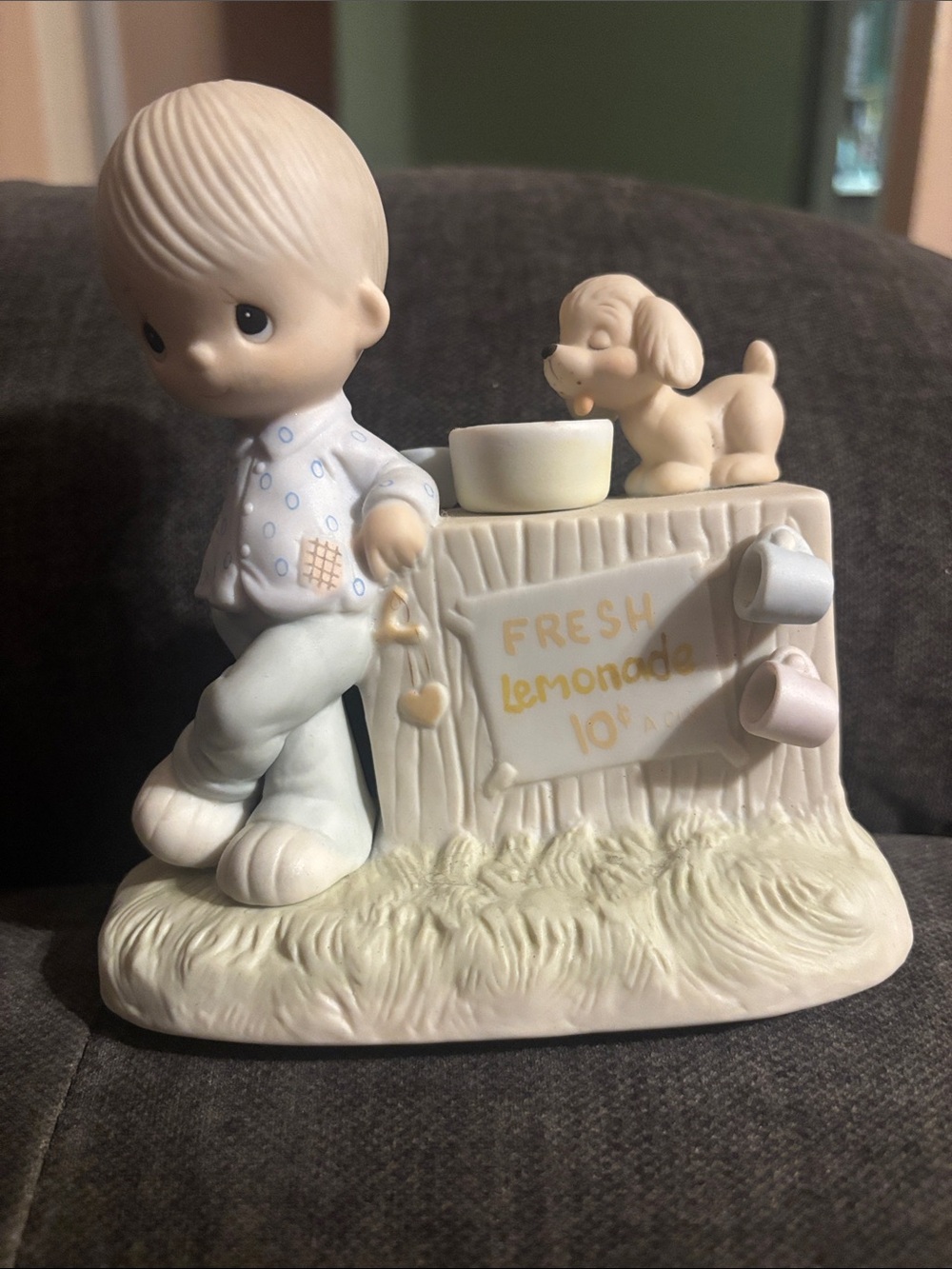 Vintage 1980 Jonathan & David Figurine “Thank you for coming to my ade” 5.5”